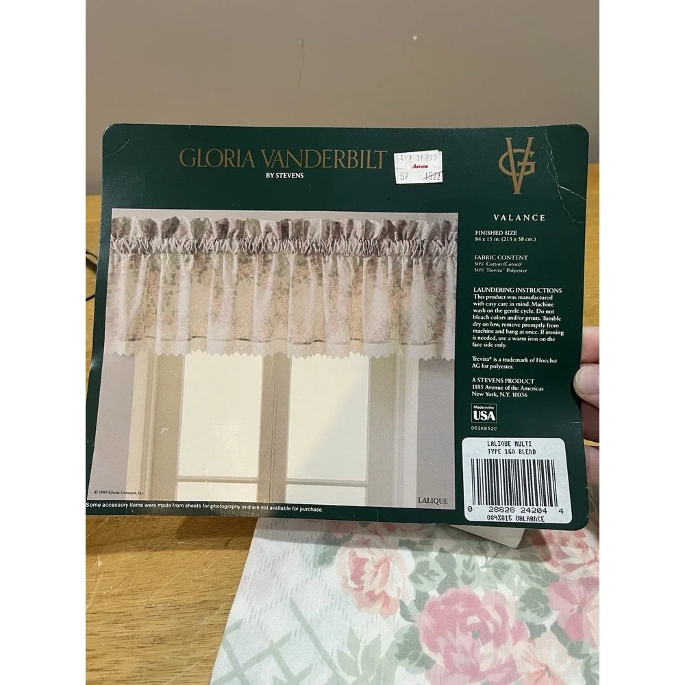 Gloria Vanderbilt gloria vanderbilt
